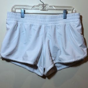 White lululemon shorts